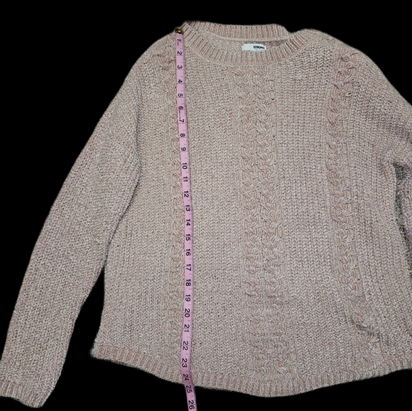 Relaxed Fit Pink Sweater - Picture 8 of 8